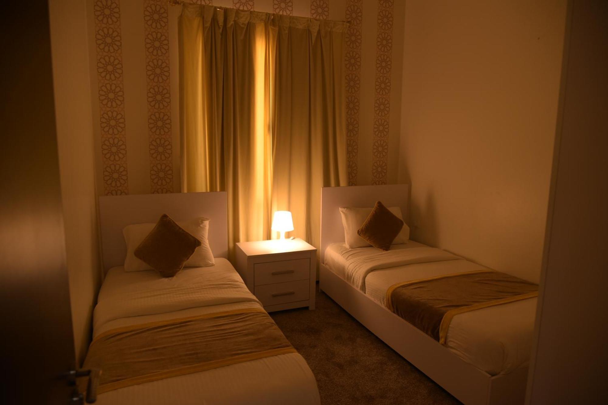 Dahlia Hotel Apartment Riggae Kuwait City Exterior photo