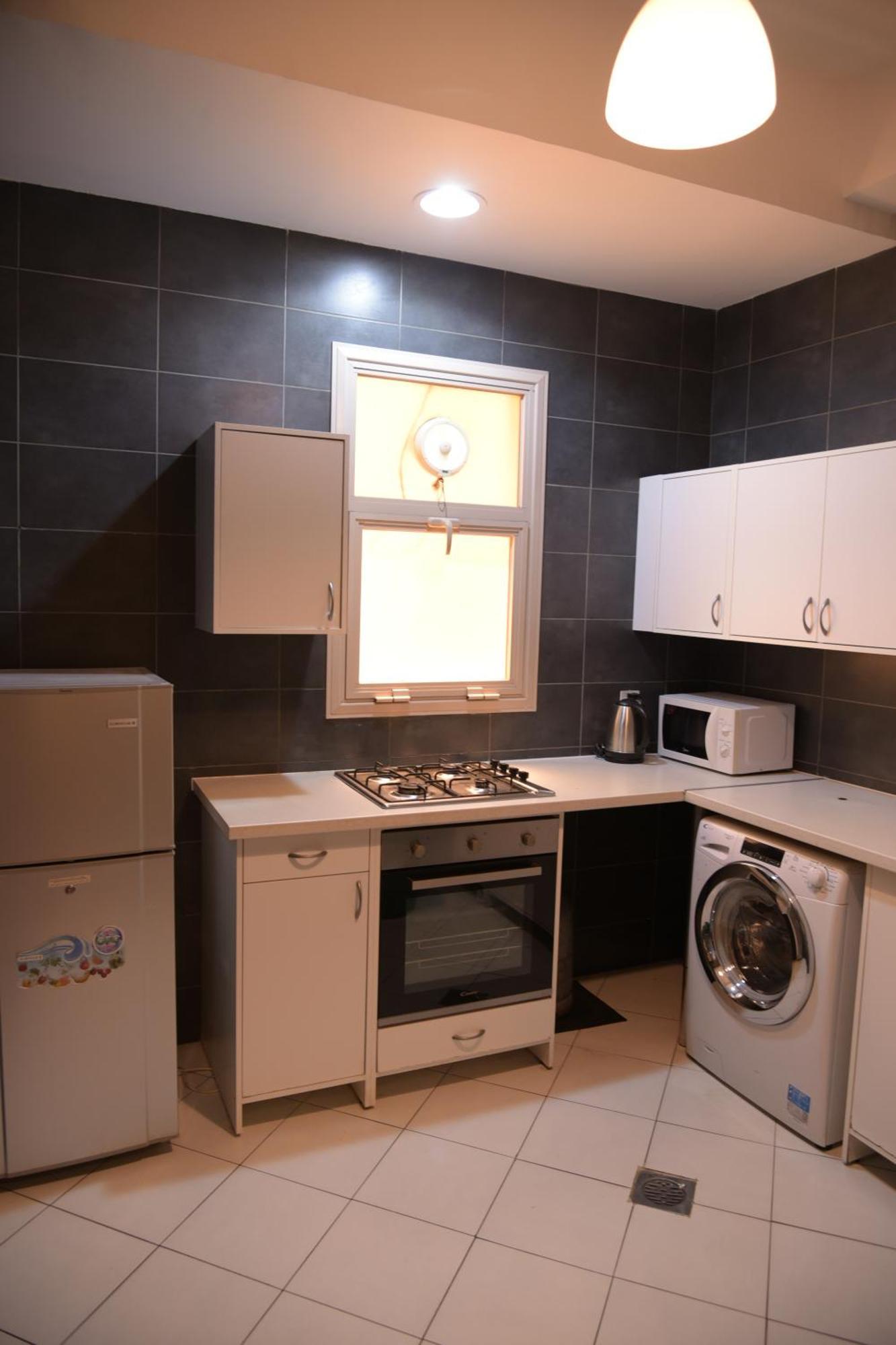 Dahlia Hotel Apartment Riggae Kuwait City Exterior photo